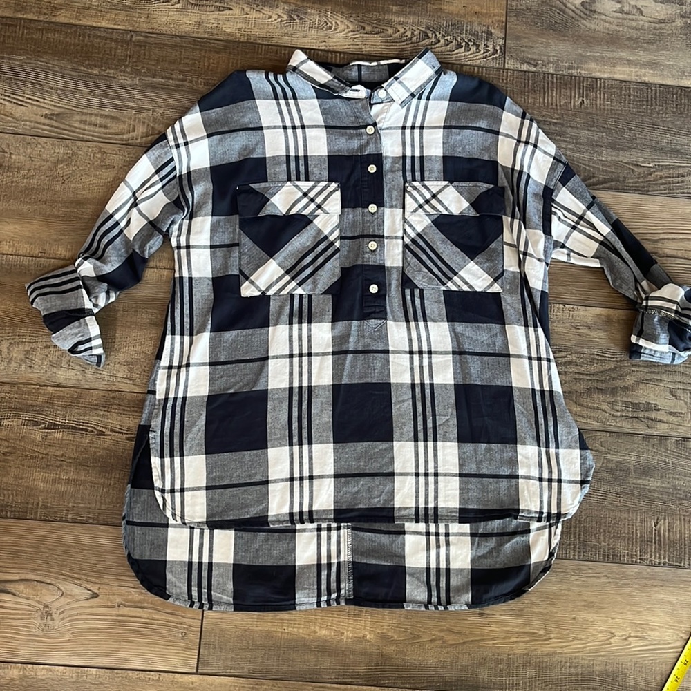 Old Navy Plaid Boyfriend Shirt